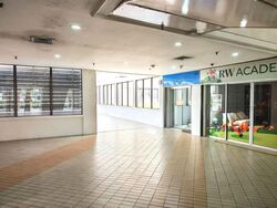 Upper Serangoon Shopping Centre (D19), Shop House #624913911